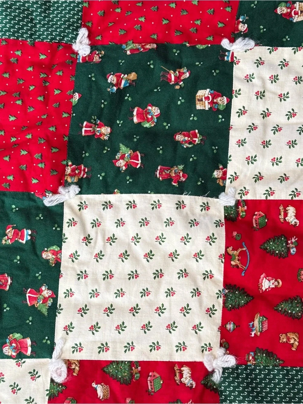 VTG Handmade Quilted Patchwork LARGE Christmas Tree Skirt Lace Geese Goose Santa